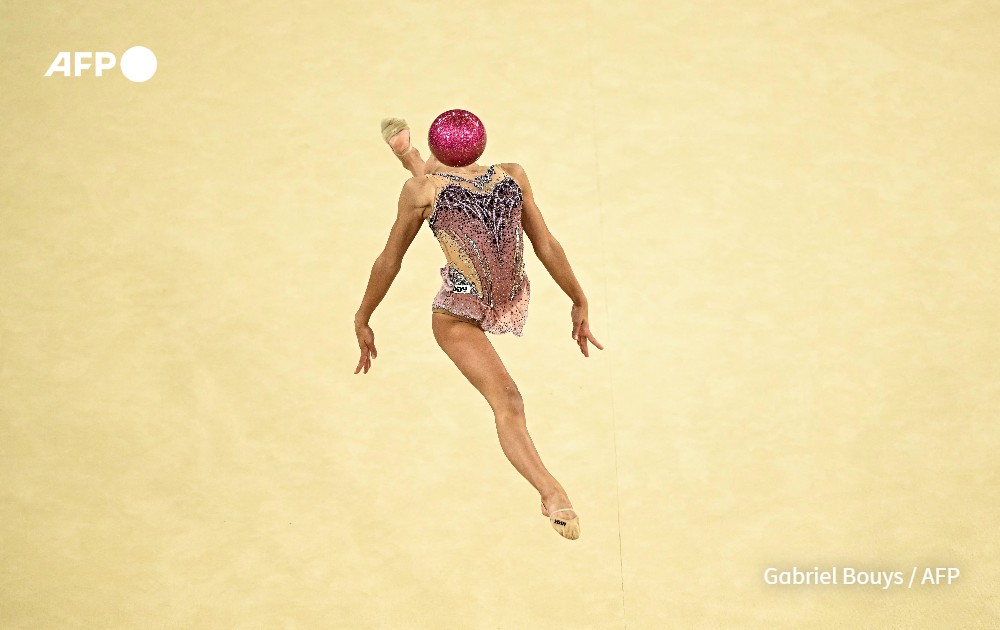 Sofia Raffaeli performs with the ball in the rhytmic gymnastics' individual 